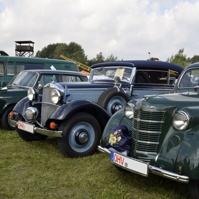 Faszination Technik - Traktoren und Oldtimertreffen.